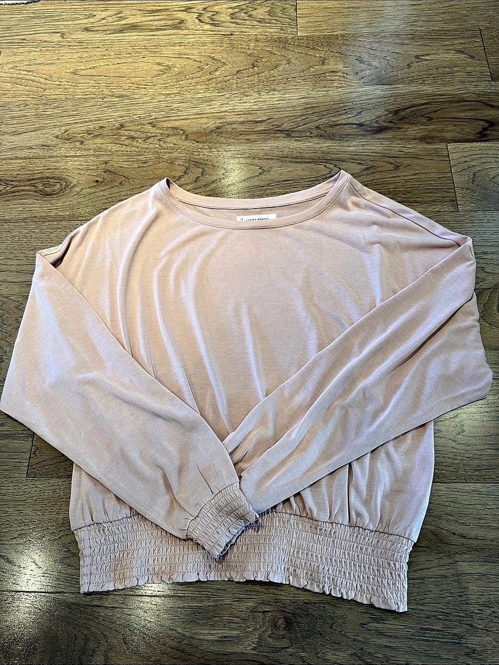 Lucky Brand Long Sleeve Smocked Hem Top in Pink Size Medium Like New